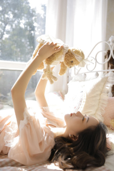 把女邻居弄到高潮三次是什么歌