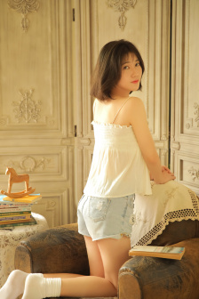 《被下药强辱的人妻》